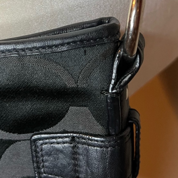 Coach Black Signature Silver Chain ShoulderBag Adjustable Strap - Picture 8 of 15